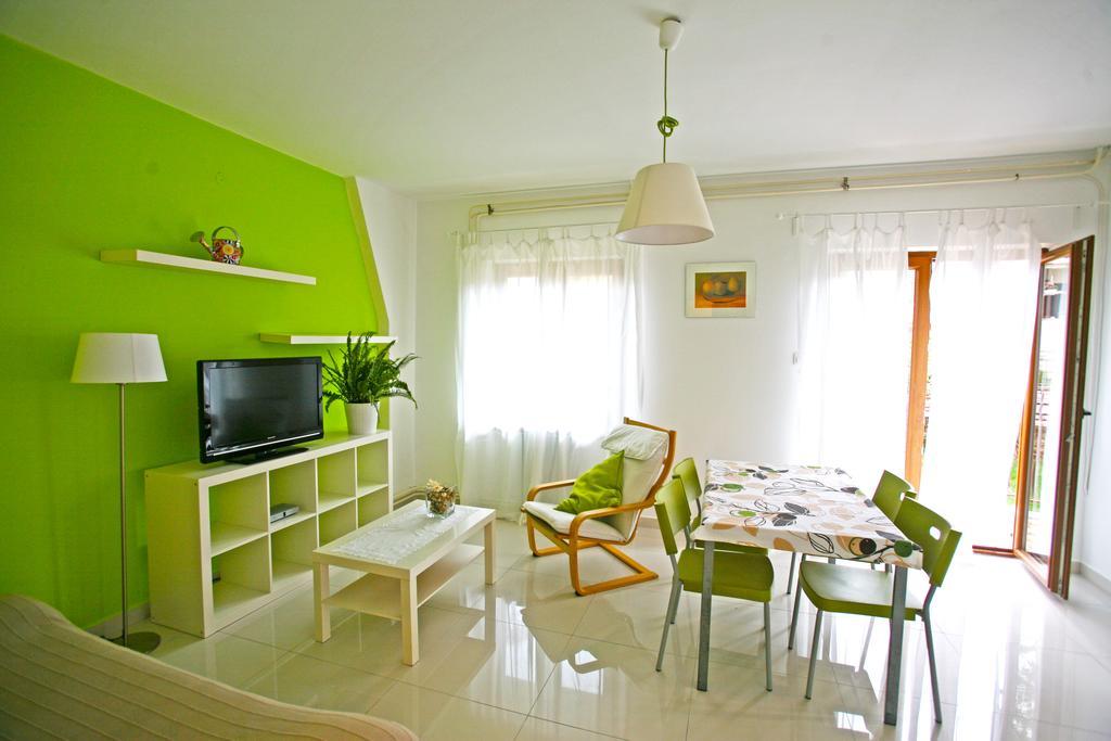 Apartments Maras Poreč Zimmer foto