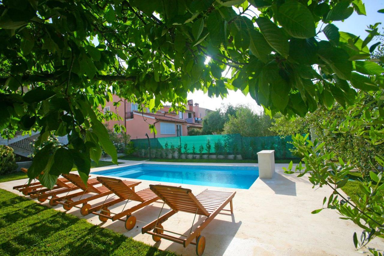 Apartments Maras Poreč Exterior foto